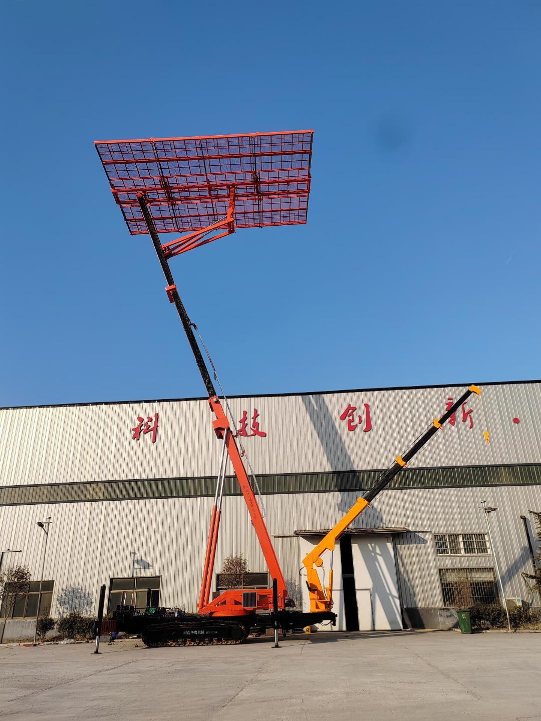 駕駛?cè)A鷹機(jī)械小型履帶吊戶(hù)外作業(yè)要注意什么？