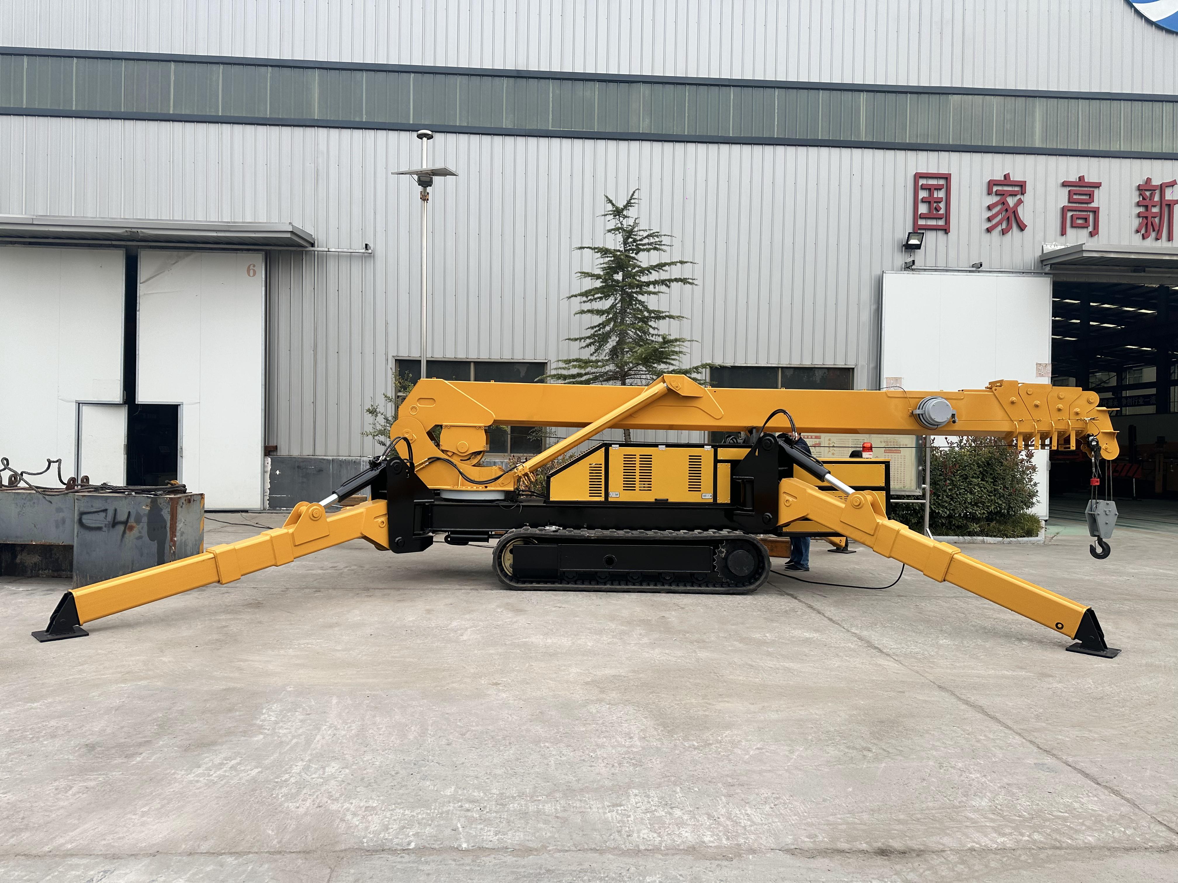 華鷹機械2噸蜘蛛吊車車寬僅0.8米，室內吊裝的必備裝修設備